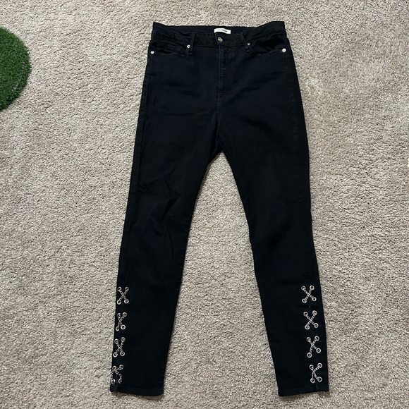 Good American Denim - Good American Black Skinny Jeans with Silver Eyelet Lace-Up Detail